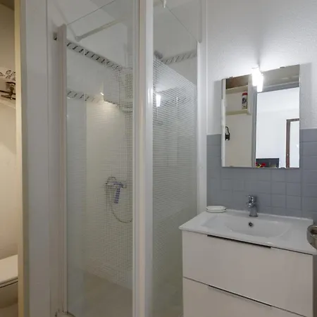 Les Balcons De L'atlantique-15 By Interhome Appartement